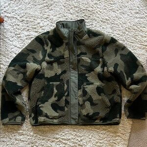 Hollister Camouflage Jacket
